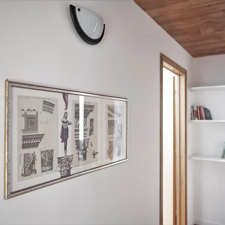 Apartment Casa Alina- Art House