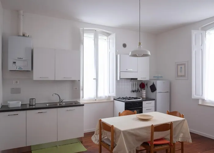 Casa Alina- Art House Apartamento